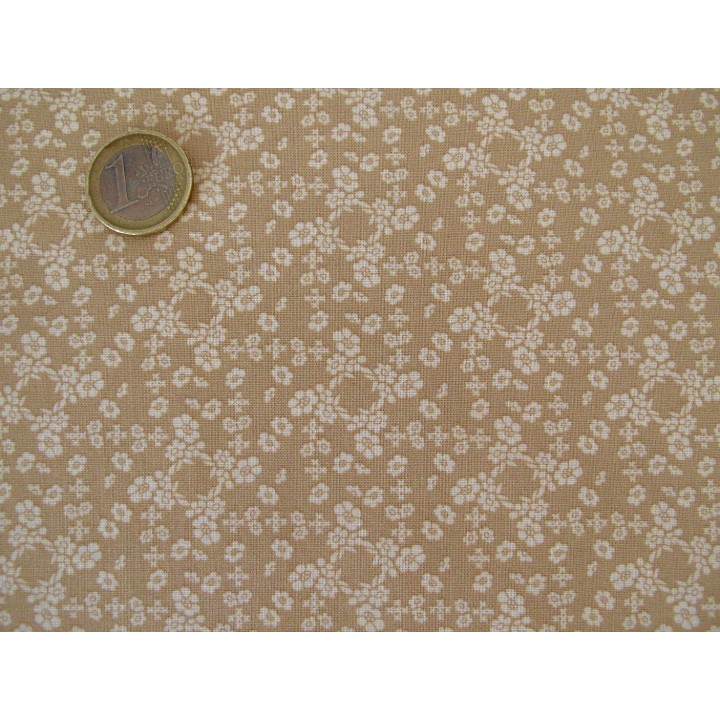 Blumenstoff French Armoire ocker Patchworkstoff