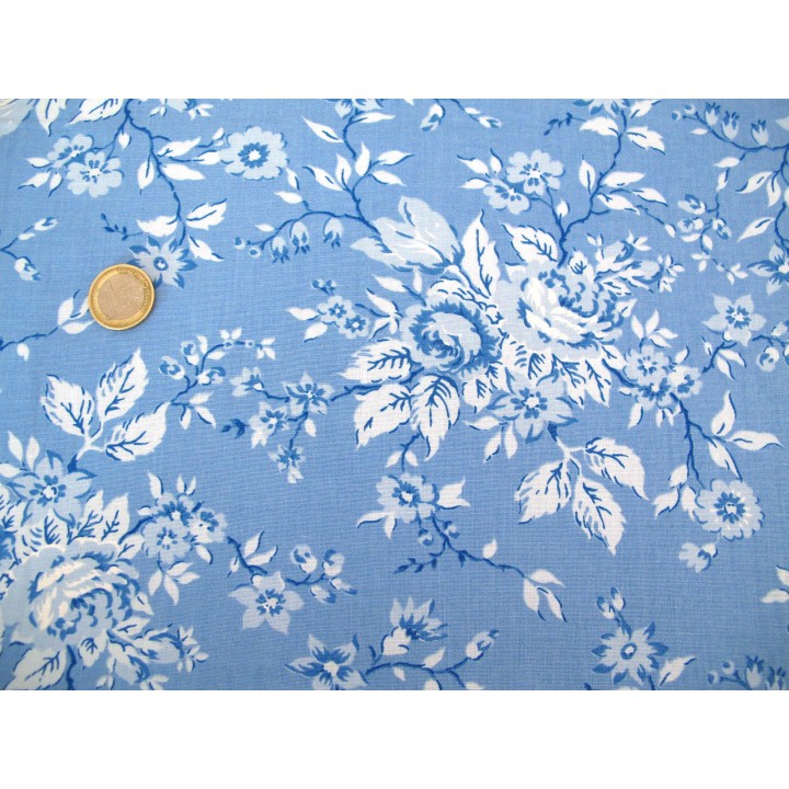 Rosenstoff blau Crystal Lane Patchworkstoff