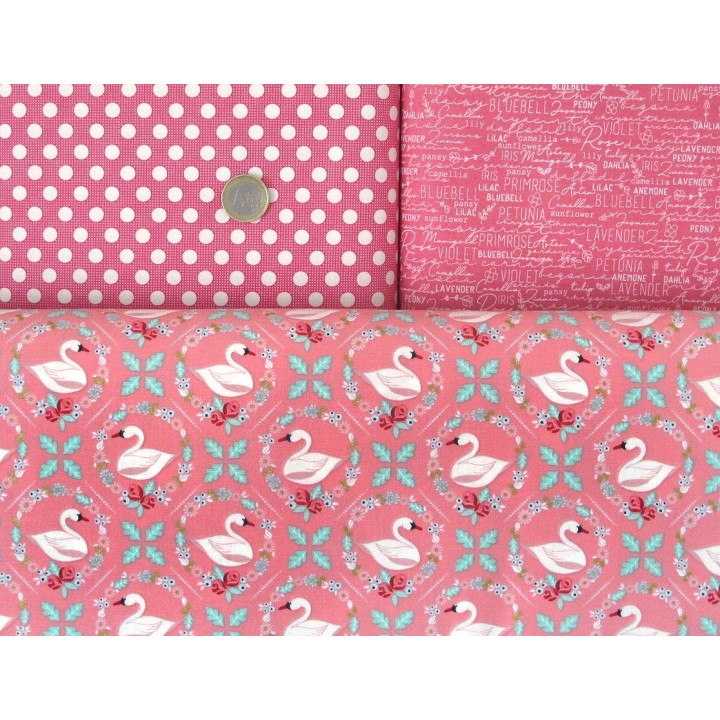 Patchwork Stoffpaket Baumwolle Schrift Punkte Blumen rosa Schwan 75025