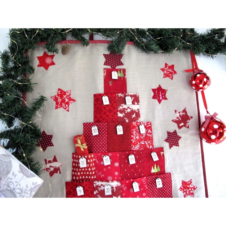Adventskalender groß nachhaltig Weihnachten Baumwolle Leinen Tannenbaum rot natur