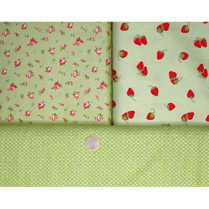 Patchwork Stoffpaket Baumwolle Stoffe Rosen Erdbeeren 75015