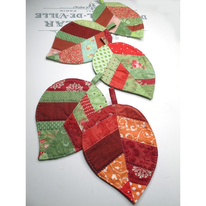 Freebie Blatt Untersetzer Patchwork Quiten Baumwolle herbstliche Deko
