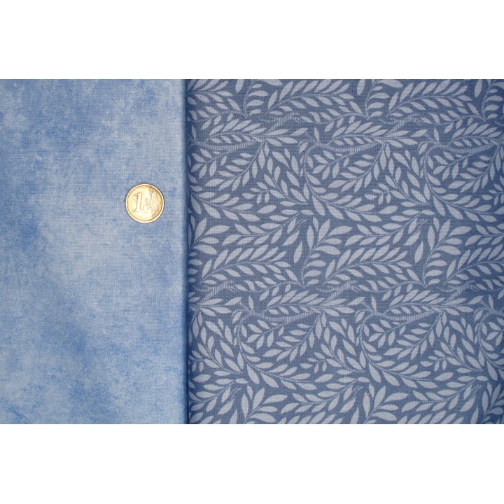 Patchwork Stoffpaket Blumen Rosen Blätter Baumwolle Stoffehellblau 75087