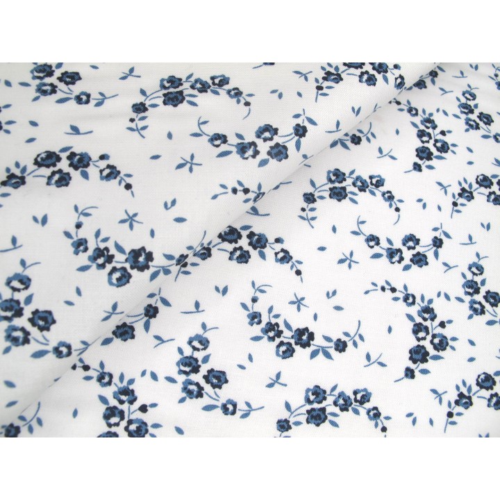Patchworkstoff Rosen blau Shoreline Baumwollstoff Meterware Röschen Blumen dunkelblau Moda