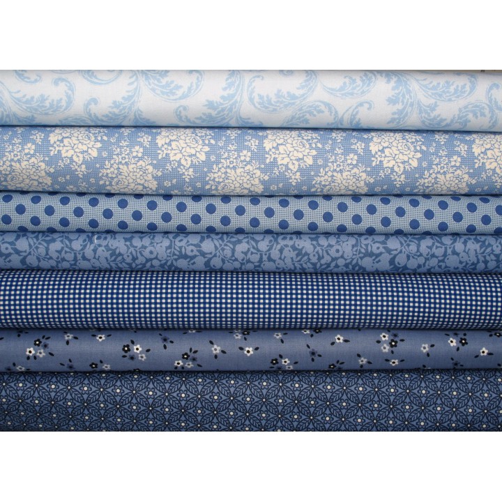 Patchwork Stoffpaket blau Blumen Rosen Punkte Ornamente Baumwolle