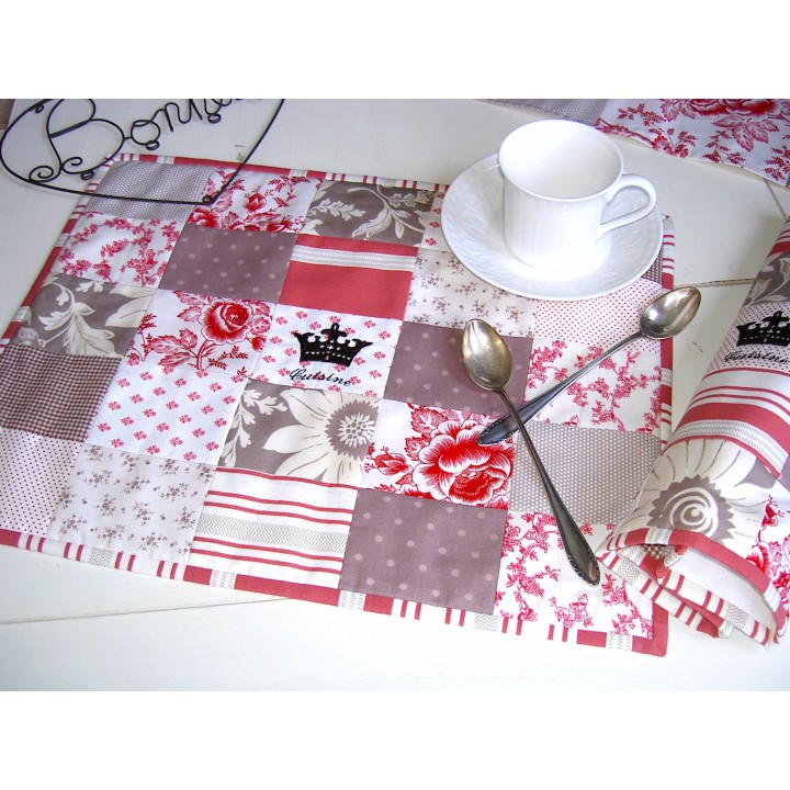 Tischset rot taupe