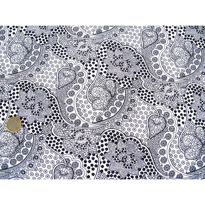 Patchworkstoff schwarz weiß Blumenstoff Opposites Attract