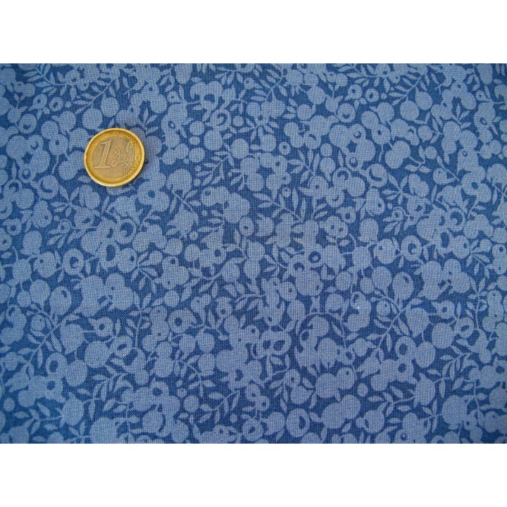 Patchworkstoff Beeren blau Wiltshire Quiltstoff